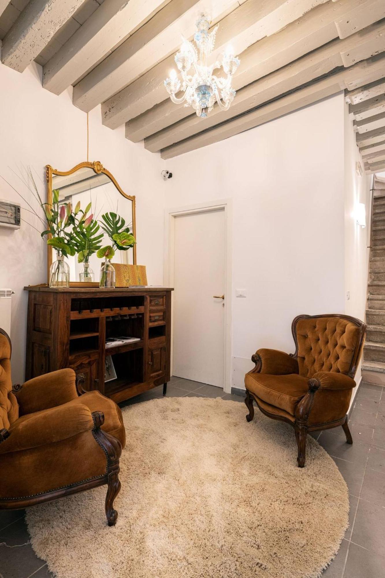 Venice Gold Room Exterior photo